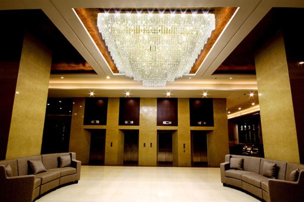 Mandarin Plaza Hotel Cebú Exterior foto