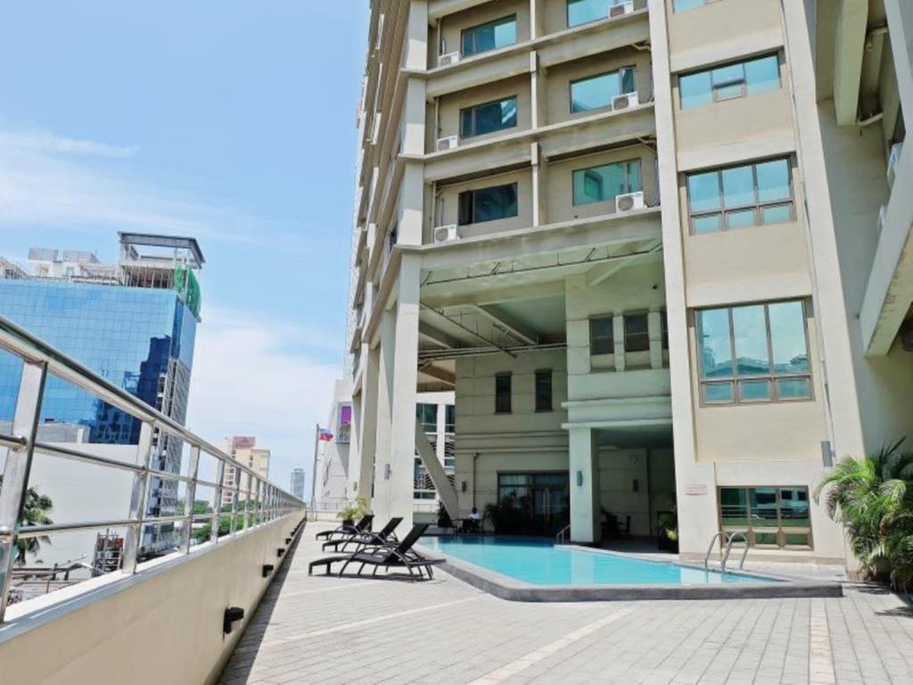 Mandarin Plaza Hotel Cebú Exterior foto