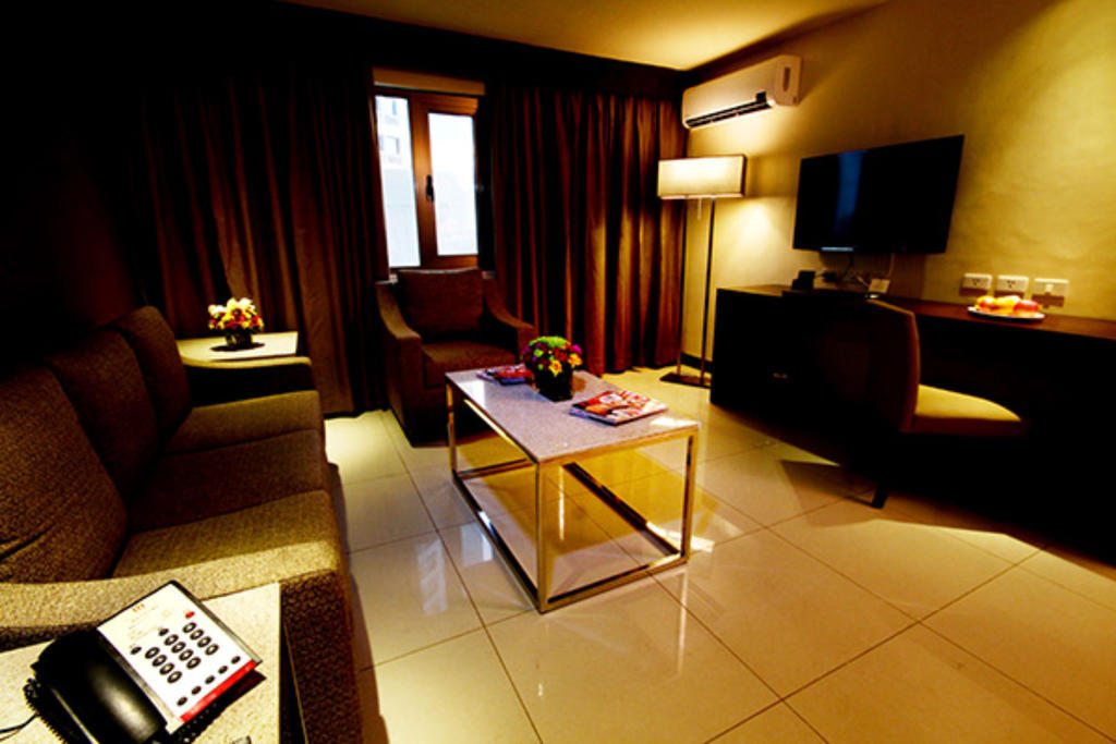 Mandarin Plaza Hotel Cebú Exterior foto