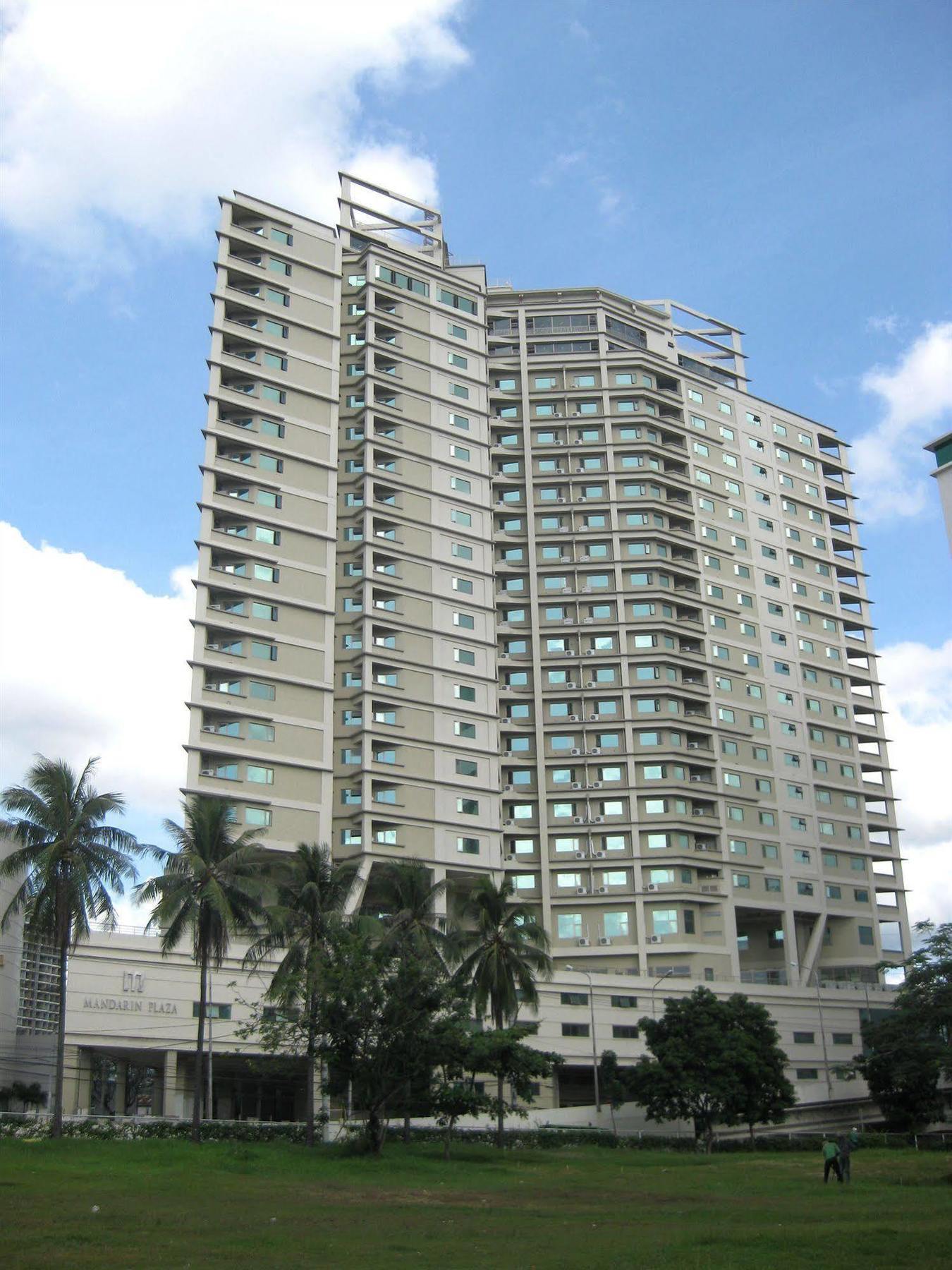Mandarin Plaza Hotel Cebú Exterior foto